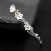 Ancient style wintersweet rain flower open bracelet - Tiracisu