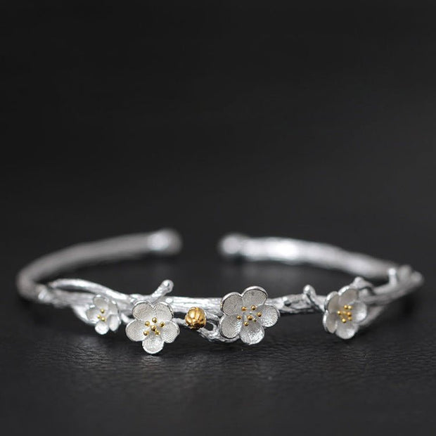 Ancient style wintersweet rain flower open bracelet - Tiracisu