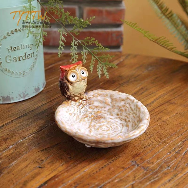 Cute owl ceramic plate, decoration, nut plate, key basin, soap box, ashtray, desktop ornaments