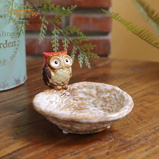 Cute owl ceramic plate, decoration, nut plate, key basin, soap box, ashtray, desktop ornaments - Tiracisu