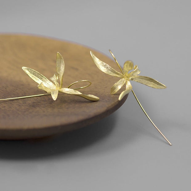 Elegant Petal Sterling Silver Drop Earrings - Tiracisu