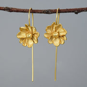 Elegant sterling silver petal long earrings - Tiracisu