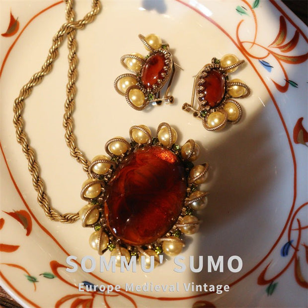 European Medieval Retro Ruby - Imitation Pendant Necklace, Brooch and Earring Set - Tiracisu