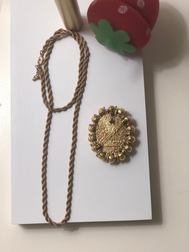 European Medieval Retro Ruby - Imitation Pendant Necklace, Brooch and Earring Set - Tiracisu