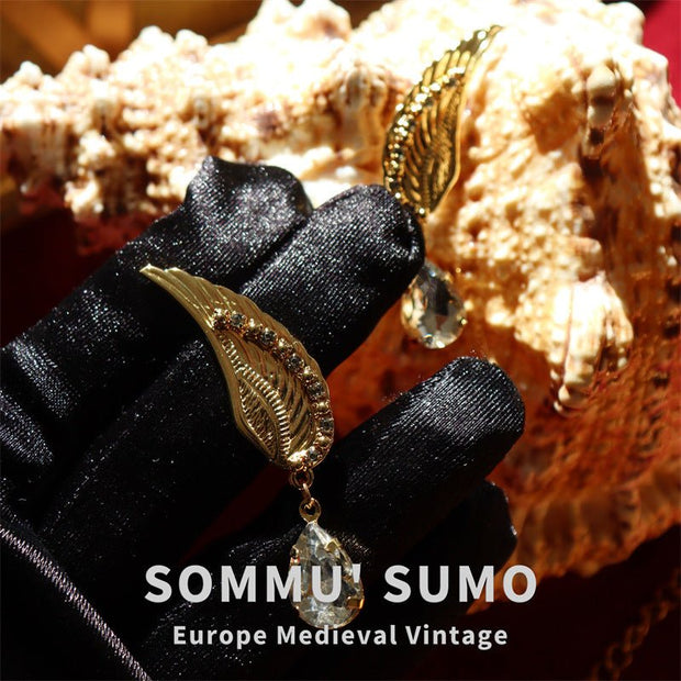 European Medieval Retro Style Brass Eagle Wings Jewelry Set (Earrings and Brooch) - Tiracisu