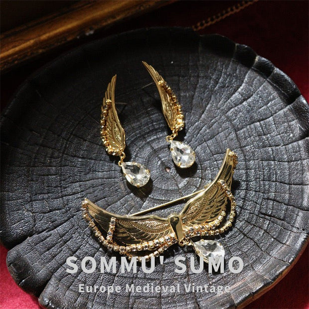 European Medieval Retro Style Brass Eagle Wings Jewelry Set (Earrings and Brooch) - Tiracisu