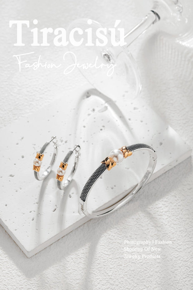 Fashionable Pearl Earrings and Bracelets Jewelry Collection - Tiracisu