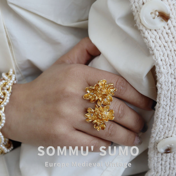 Golden Lotus Vintage Ring - European Medieval Style - Tiracisu