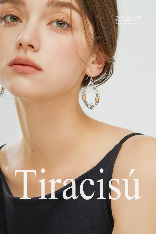 Minimalist Sparkling River Light Jewelry Set - Necklace and Earring Combination - Tiracisu